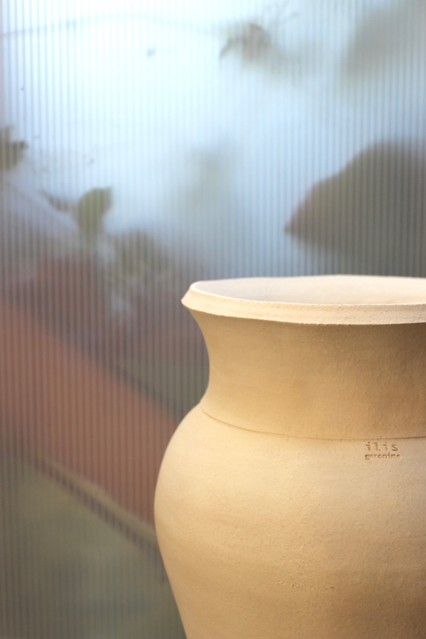 Stoneware Planter no. 073